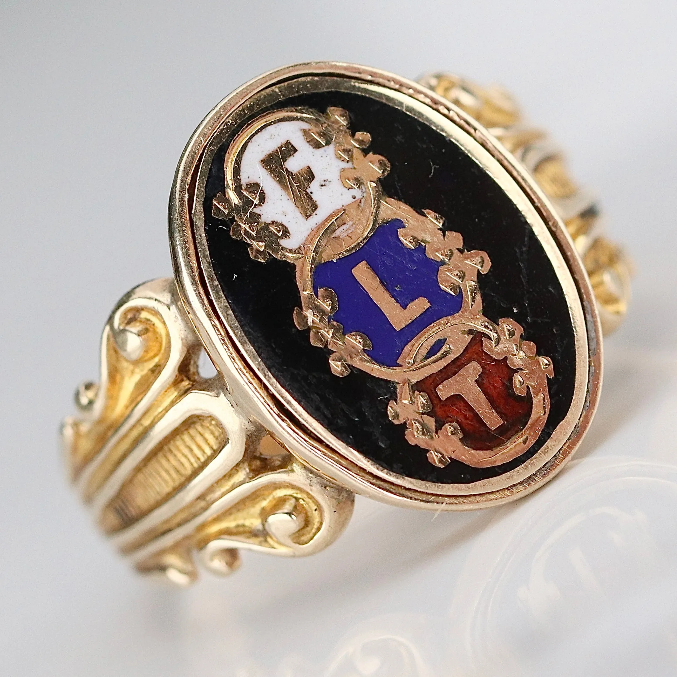 Vintage Order of Odd Fellows "Friendship, Love, & Truth" ring in yellow gold