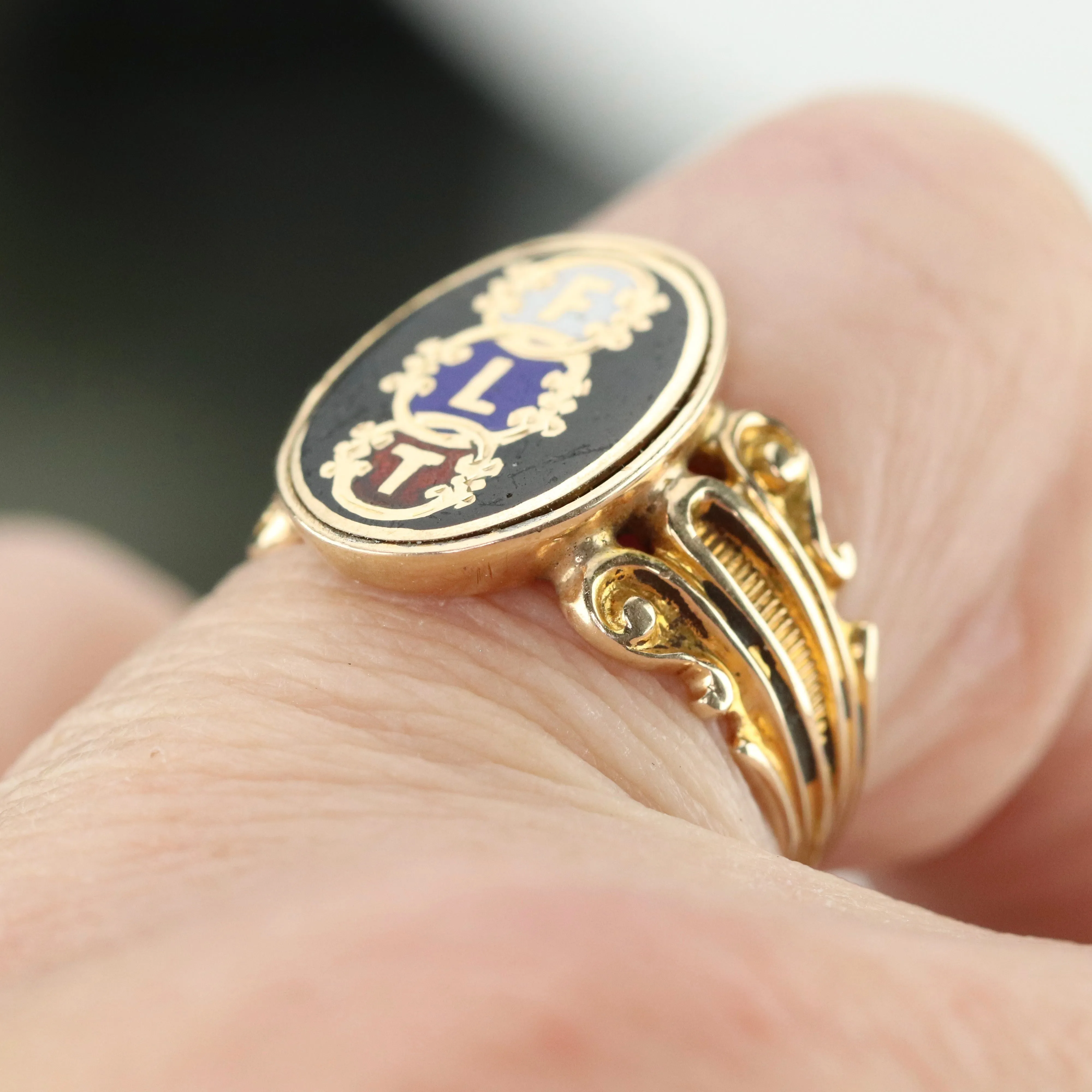 Vintage Order of Odd Fellows "Friendship, Love, & Truth" ring in yellow gold