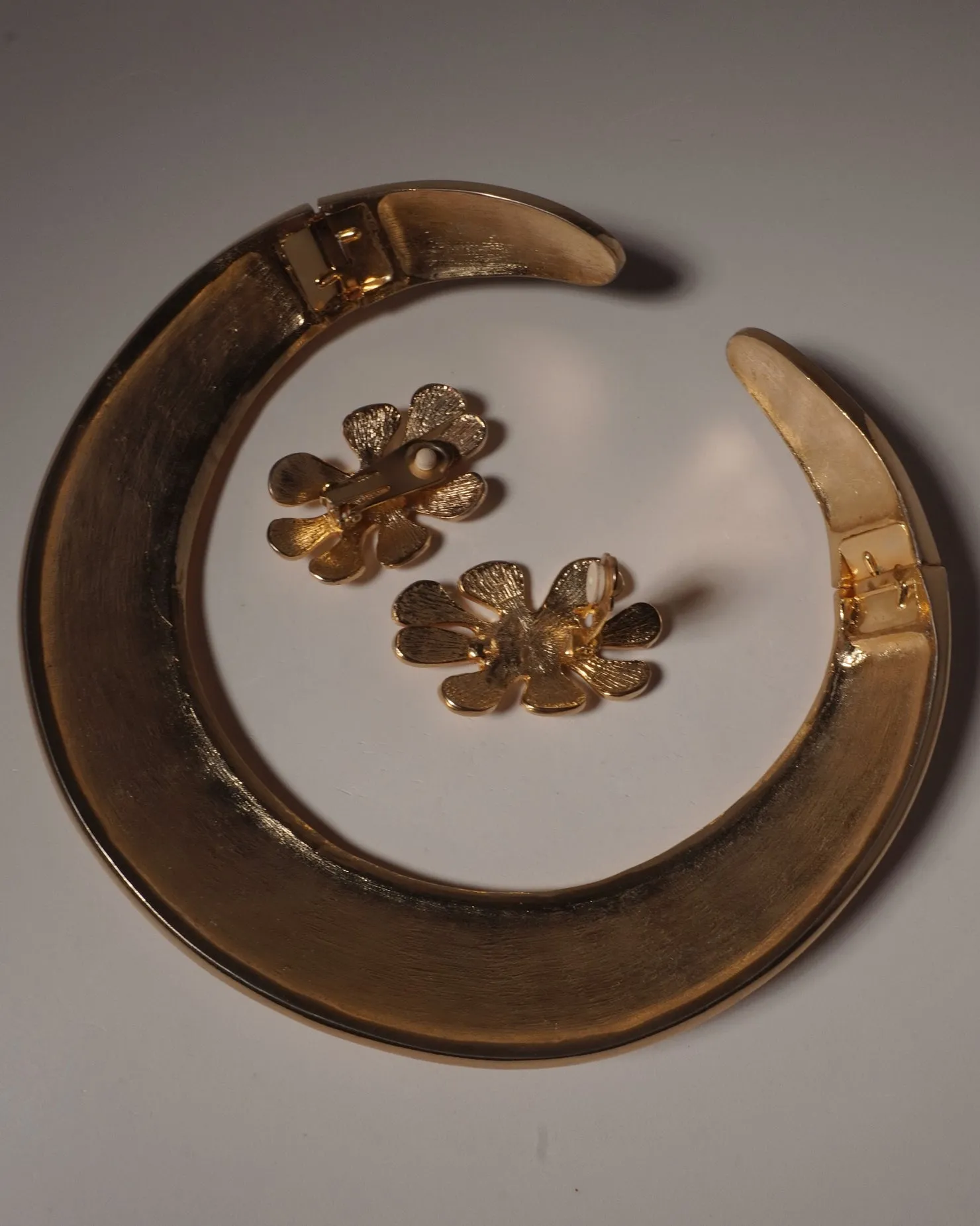 VINTAGE VO CREAM ENAMEL SET